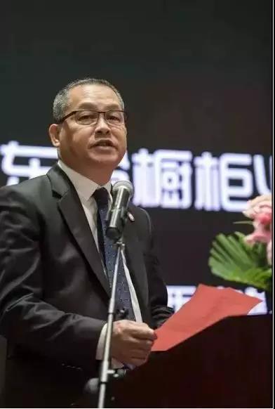 广东省橱柜业商会会长李善祥致辞